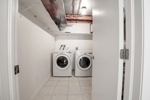 Photo 19 at 22 BLUEGRASS Drive, Holly, Barrie