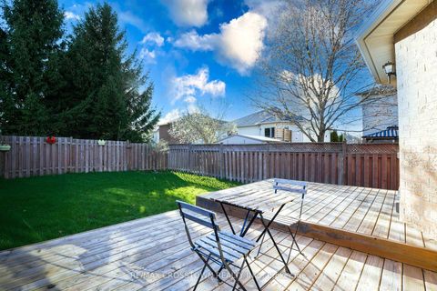 Photo 21 at 22 BLUEGRASS Drive, Holly, Barrie