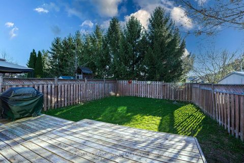Photo 22 at 22 BLUEGRASS Drive, Holly, Barrie