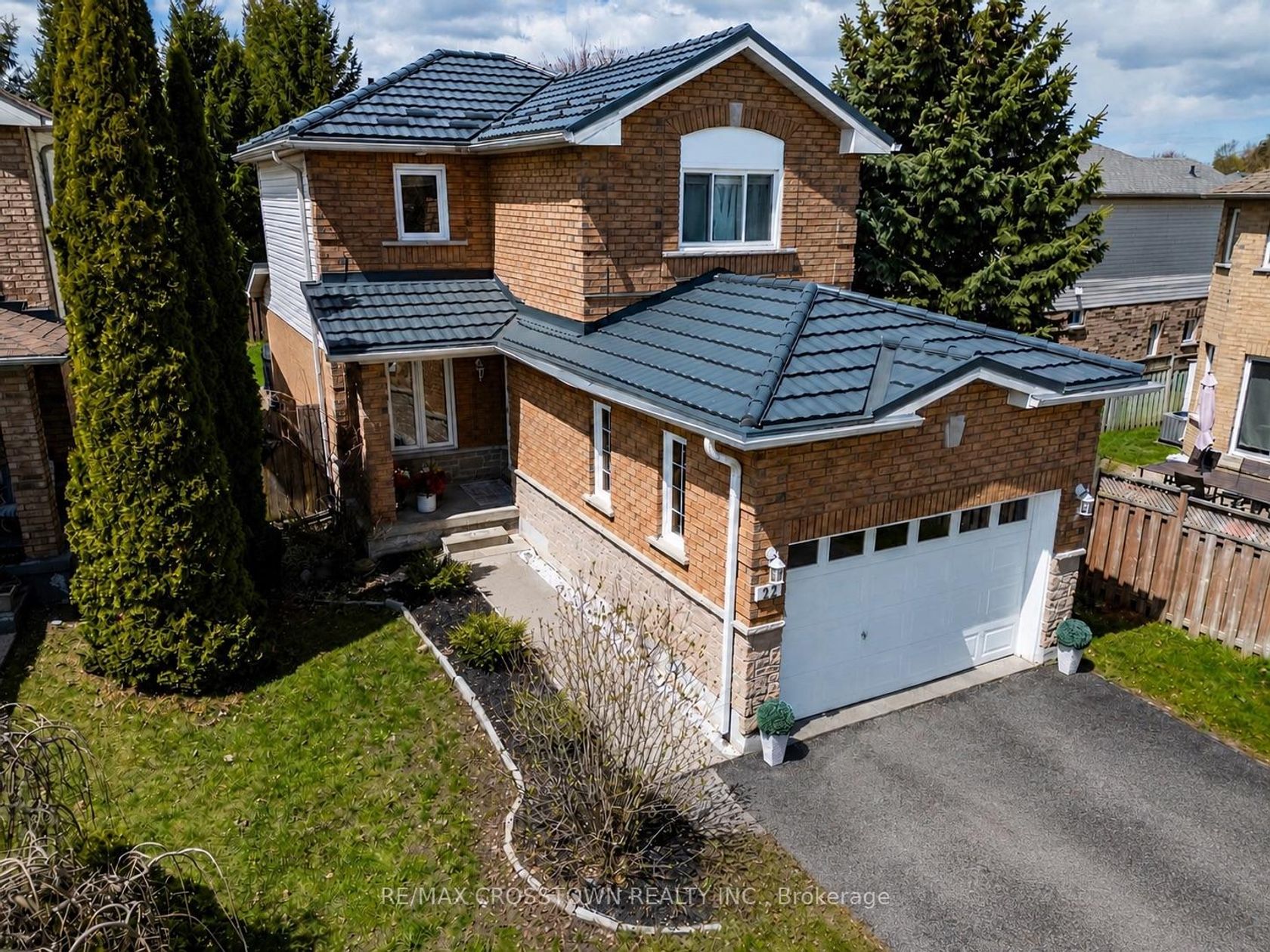 22 BLUEGRASS Drive, Holly, Barrie photo 9