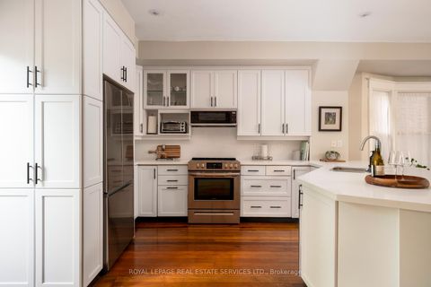 Photo 13 at 164 Fulton Avenue, Danforth, Toronto