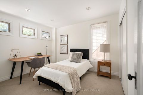 Photo 22 at 164 Fulton Avenue, Danforth, Toronto