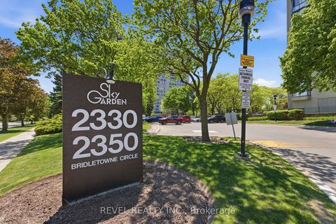 Photo 1 at Ph06 - 2330 Bridletowne Circle, L'Amoreaux, Toronto