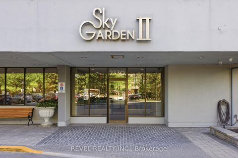 Photo 2 at Ph06 - 2330 Bridletowne Circle, L'Amoreaux, Toronto