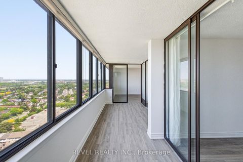 Photo 13 at Ph06 - 2330 Bridletowne Circle, L'Amoreaux, Toronto