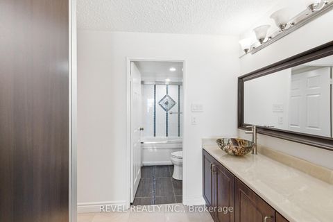 Photo 15 at Ph06 - 2330 Bridletowne Circle, L'Amoreaux, Toronto