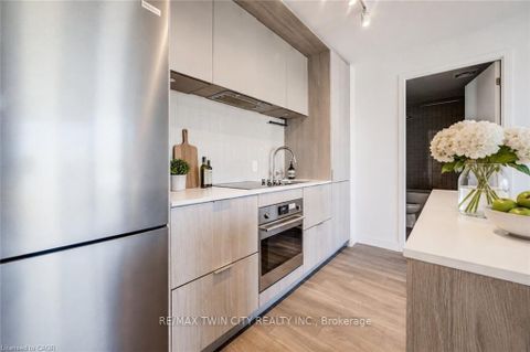 Photo 3 at 2904 - 130 RIVER Street, Regent Park, Toronto