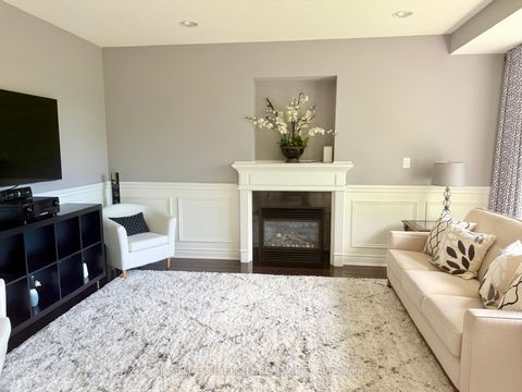 Photo 14 at 593 Maitland Drive, Rosebank, Pickering