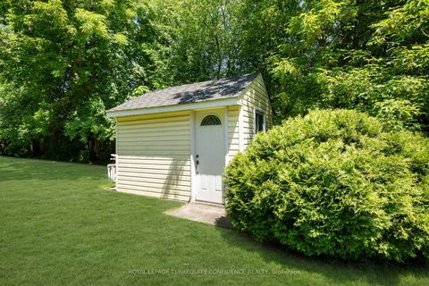 Photo 3 at 466A Ellerslie Avenue, Willowdale West, Toronto