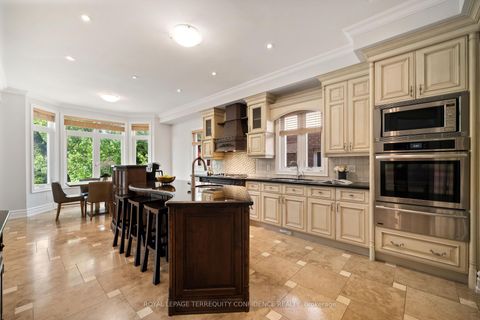 Photo 7 at 466A Ellerslie Avenue, Willowdale West, Toronto