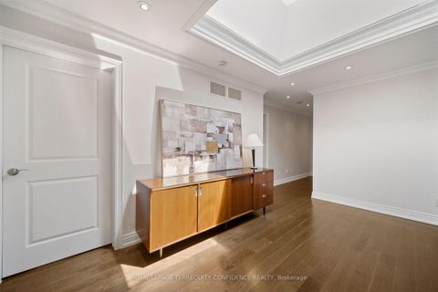 Photo 20 at 466A Ellerslie Avenue, Willowdale West, Toronto