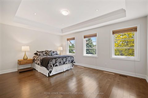 Photo 28 at 466A Ellerslie Avenue, Willowdale West, Toronto