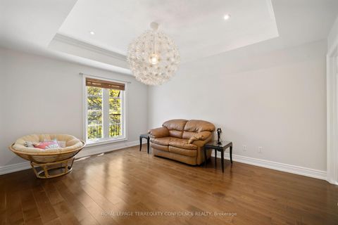 Photo 30 at 466A Ellerslie Avenue, Willowdale West, Toronto