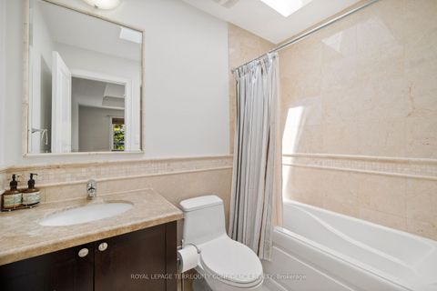 Photo 31 at 466A Ellerslie Avenue, Willowdale West, Toronto