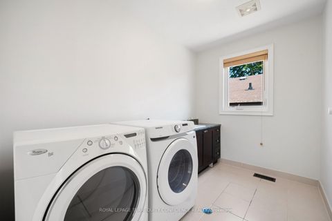 Photo 32 at 466A Ellerslie Avenue, Willowdale West, Toronto
