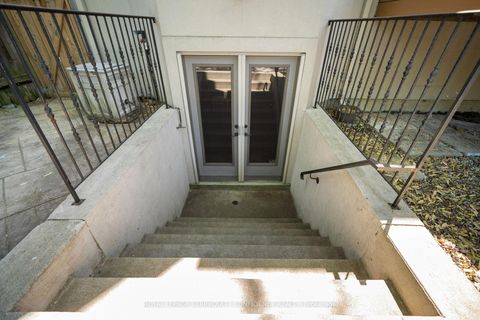 Photo 38 at 466A Ellerslie Avenue, Willowdale West, Toronto