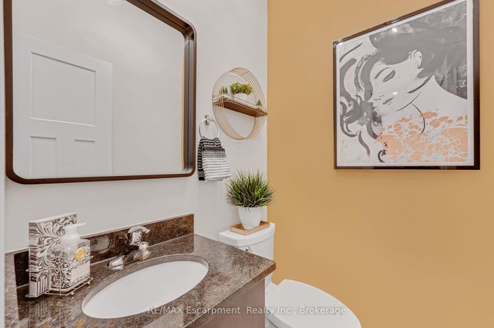 Photo 16 at 1 - 2362 New Street, Brant, Burlington