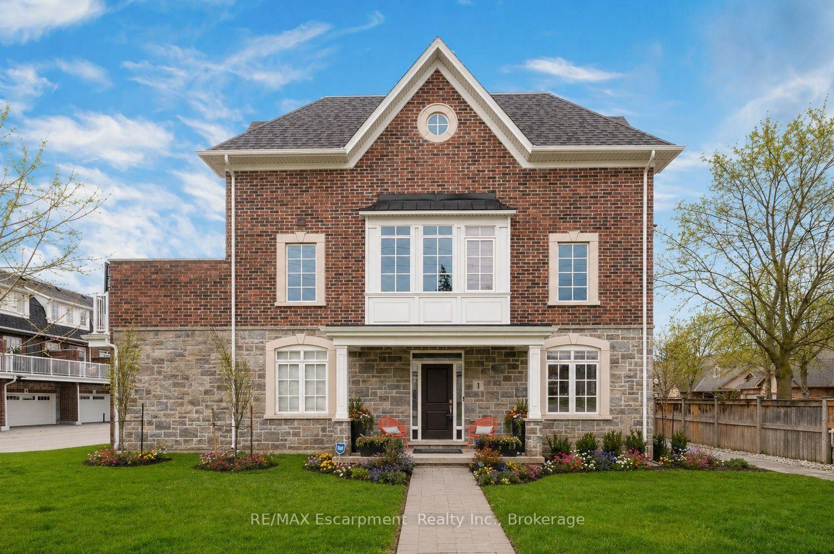 1 - 2362 New Street, Brant, Burlington 2