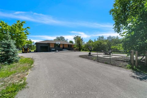Photo 18 at 18367 Keele Street, Rural King, King