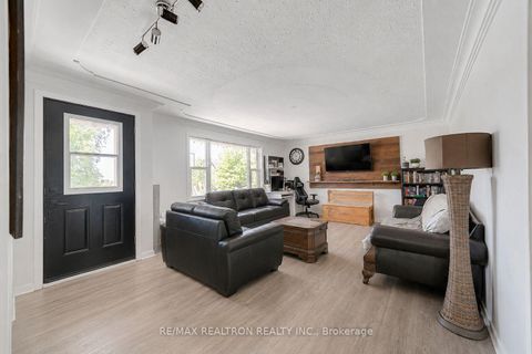 Photo 26 at 18367 Keele Street, Rural King, King