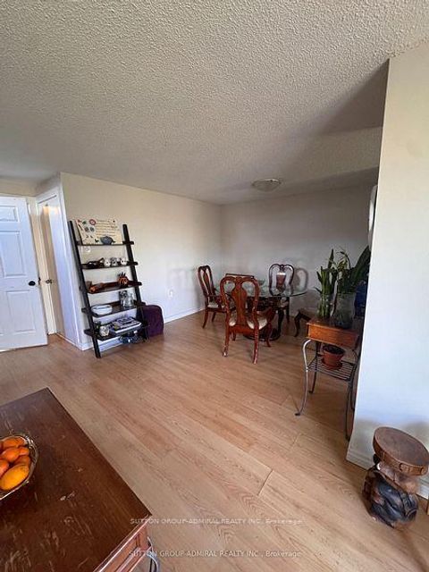 Photo 3 at 22 - 57 Loggers Run, Ardagh, Barrie