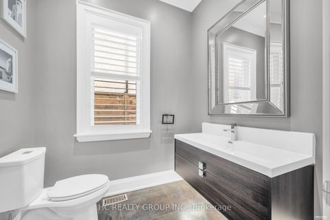 Photo 20 at 15 Bevdale Road, Willowdale West, Toronto