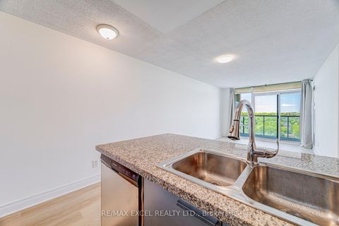 Photo 9 at 1512 - 18 Harrison Garden Boulevard, Willowdale East, Toronto