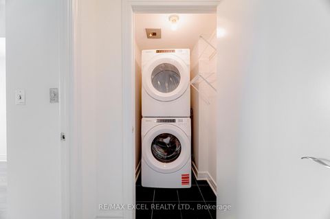 Photo 12 at 1512 - 18 Harrison Garden Boulevard, Willowdale East, Toronto