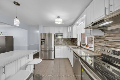 Photo 16 at 31 Kilbride Road, Bendale, Toronto