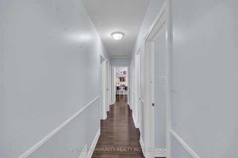 Photo 17 at 31 Kilbride Road, Bendale, Toronto