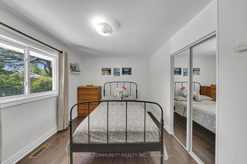 Photo 23 at 31 Kilbride Road, Bendale, Toronto