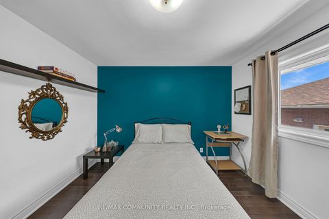 Photo 25 at 31 Kilbride Road, Bendale, Toronto