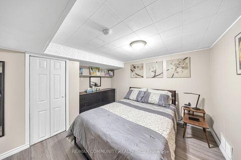 Photo 33 at 31 Kilbride Road, Bendale, Toronto