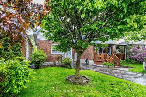 Photo 2 at 8 Savoy Avenue, Lumsden, Toronto