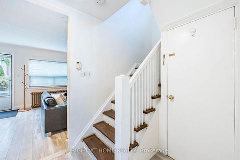 Photo 20 at 8 Savoy Avenue, Lumsden, Toronto