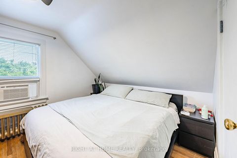 Photo 23 at 8 Savoy Avenue, Lumsden, Toronto