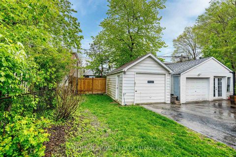 Photo 38 at 8 Savoy Avenue, Lumsden, Toronto