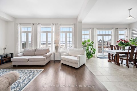 Photo 5 at 51 Hydrangea Hollow, Holland Landing, East Gwillimbury