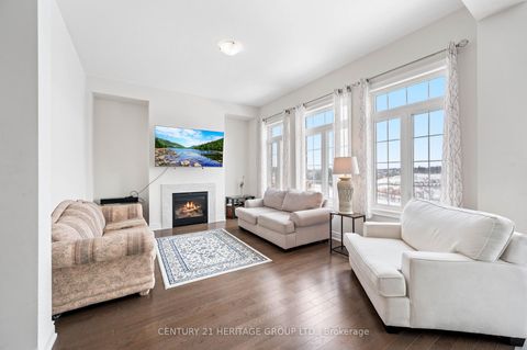 Photo 6 at 51 Hydrangea Hollow, Holland Landing, East Gwillimbury