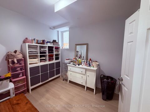 Photo 29 at 51 Hydrangea Hollow, Holland Landing, East Gwillimbury