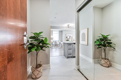 Photo 2 at 512W - 500 Queens Quay W, Waterfront Communities C1, Toronto