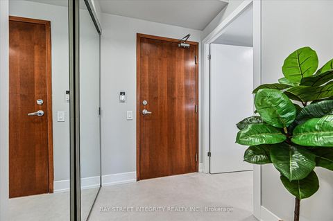 Photo 3 at 512W - 500 Queens Quay W, Waterfront Communities C1, Toronto