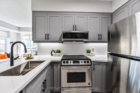Photo 12 at 512W - 500 Queens Quay W, Waterfront Communities C1, Toronto