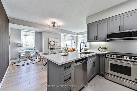 Photo 13 at 512W - 500 Queens Quay W, Waterfront Communities C1, Toronto