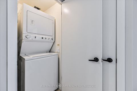 Photo 18 at 512W - 500 Queens Quay W, Waterfront Communities C1, Toronto