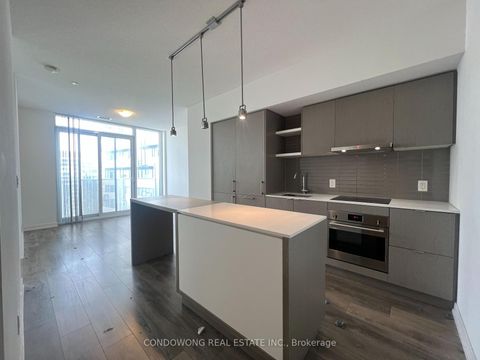 Photo 1 at 4905 - 100 Harbour Street, Waterfront Communities C1, Toronto