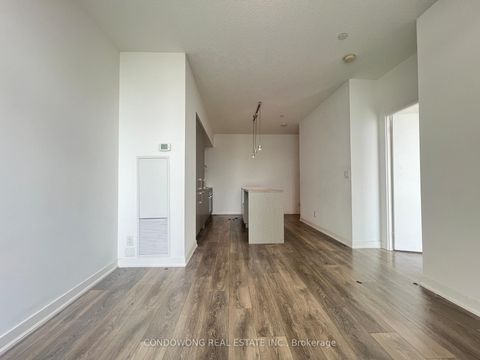 Photo 5 at 4905 - 100 Harbour Street, Waterfront Communities C1, Toronto