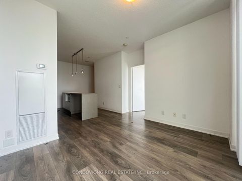 Photo 6 at 4905 - 100 Harbour Street, Waterfront Communities C1, Toronto