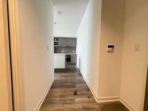 Photo 12 at 4905 - 100 Harbour Street, Waterfront Communities C1, Toronto