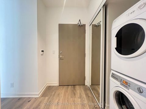 Photo 16 at 4905 - 100 Harbour Street, Waterfront Communities C1, Toronto